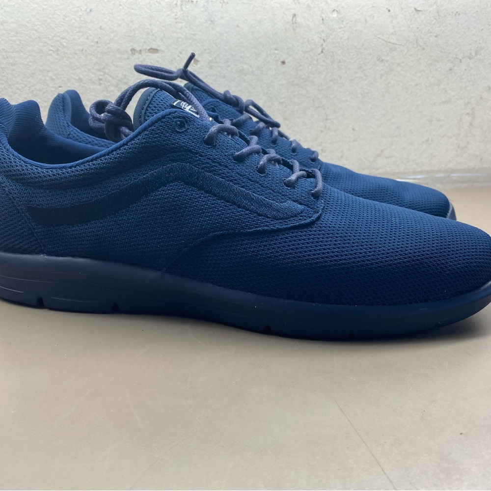 New with Box Men’s Vans Iso 1.5 + Mesh Mono Blue Ultracush Size Men 13
